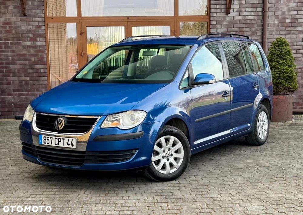 Volkswagen Touran - 6