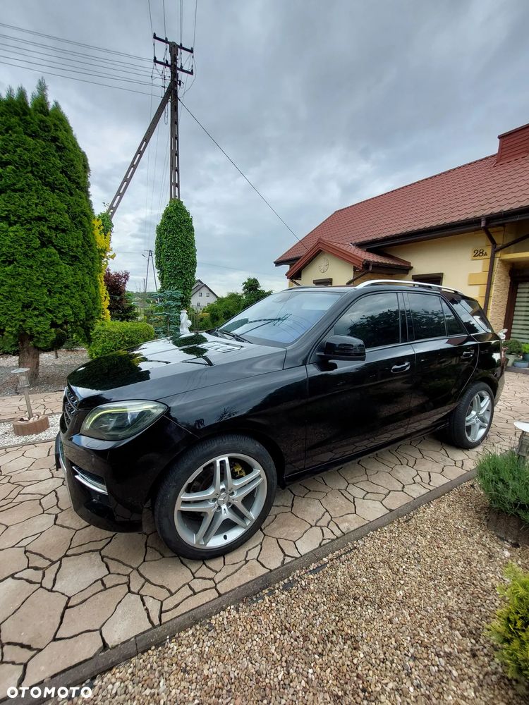 Mercedes-Benz ML - 8