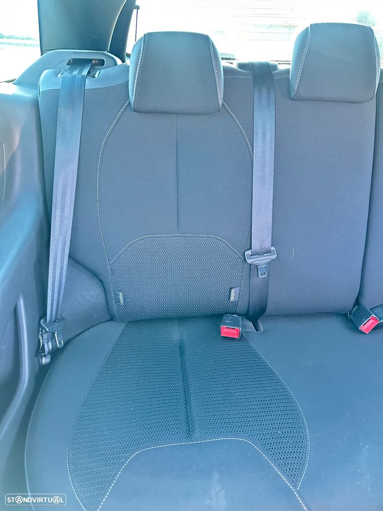 DS DS3 PureTech 110 Start & Stop SoChic - 27