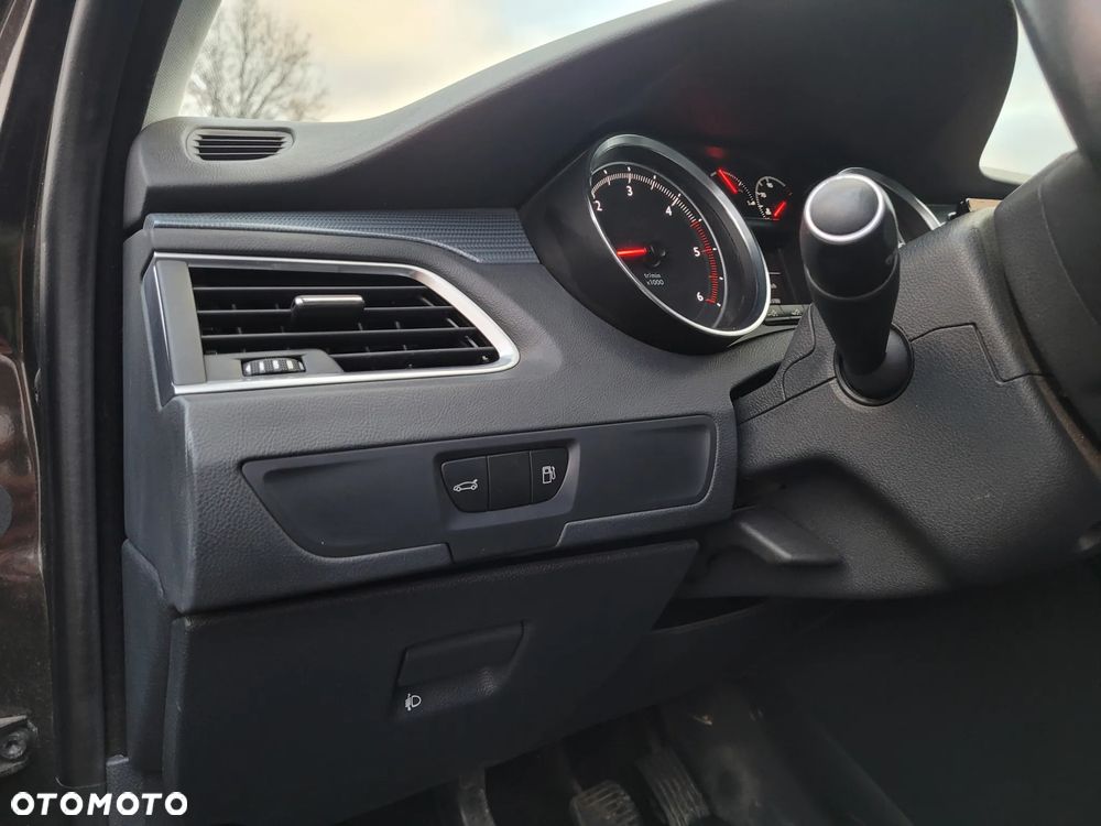 Peugeot 508 2.0 BlueHDi Active S&S - 26