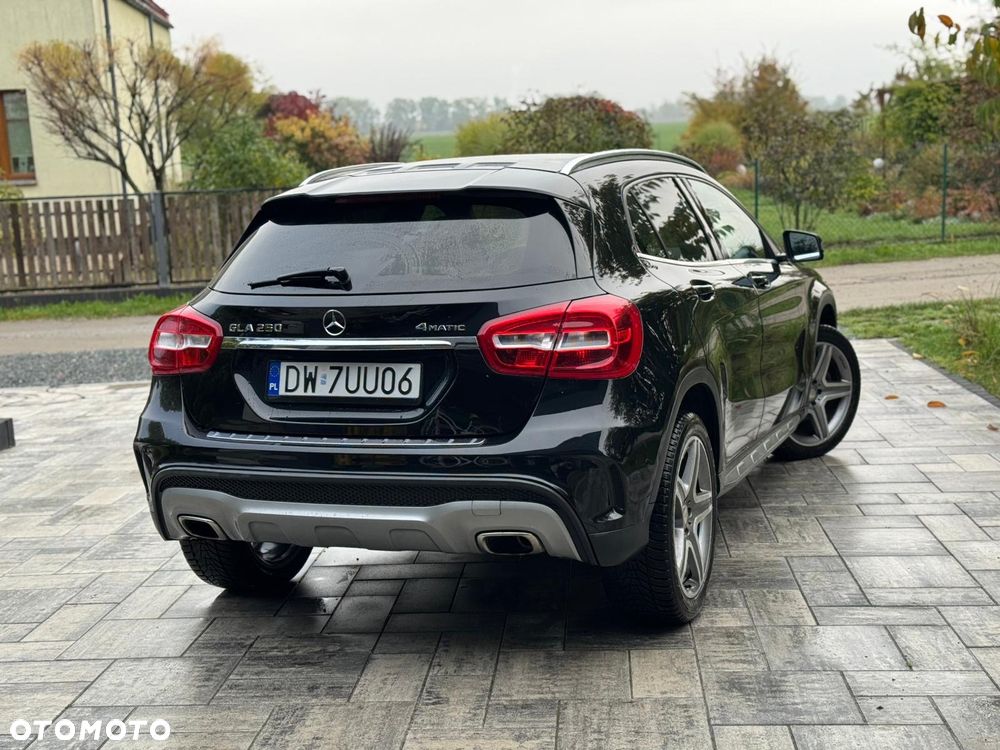 Mercedes-Benz CLA 250 4-Matic AMG Line - 6