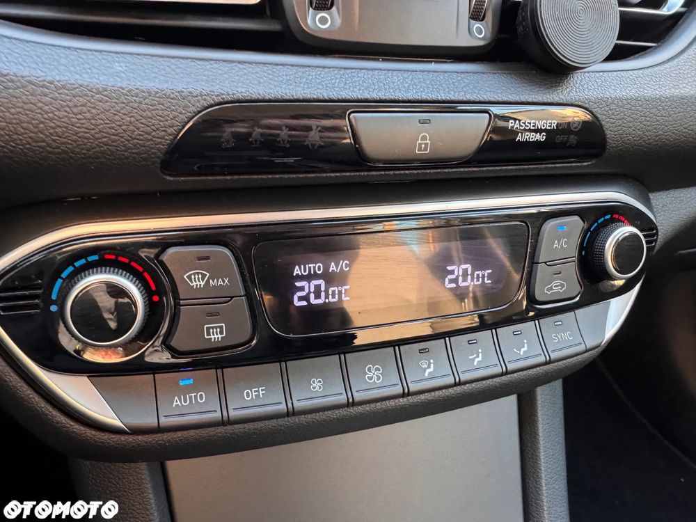 Hyundai i30 1.0 T-GDI 48V-Hybrid DCT Select - 9