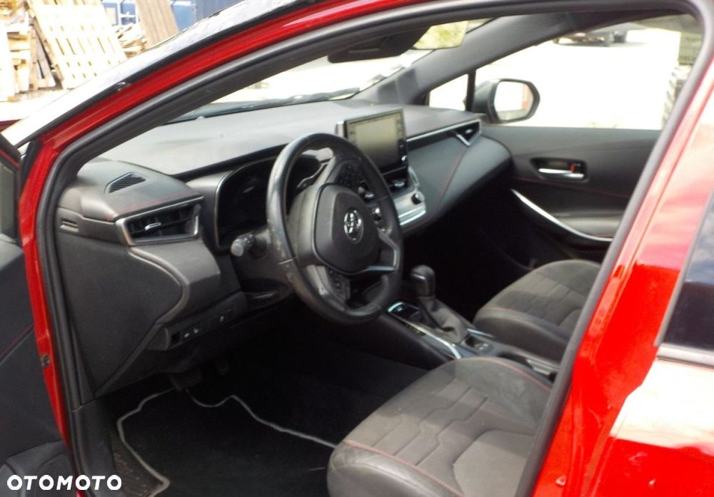 Toyota Corolla - 30