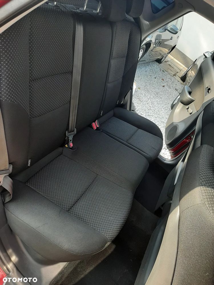 Hyundai i30 1.6 CRDi Classic - 16