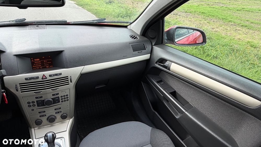 Opel Astra - 32