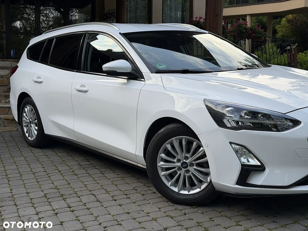 Ford Focus 1.5 EcoBlue Start-Stopp-System TITANIUM DESIGN - 10