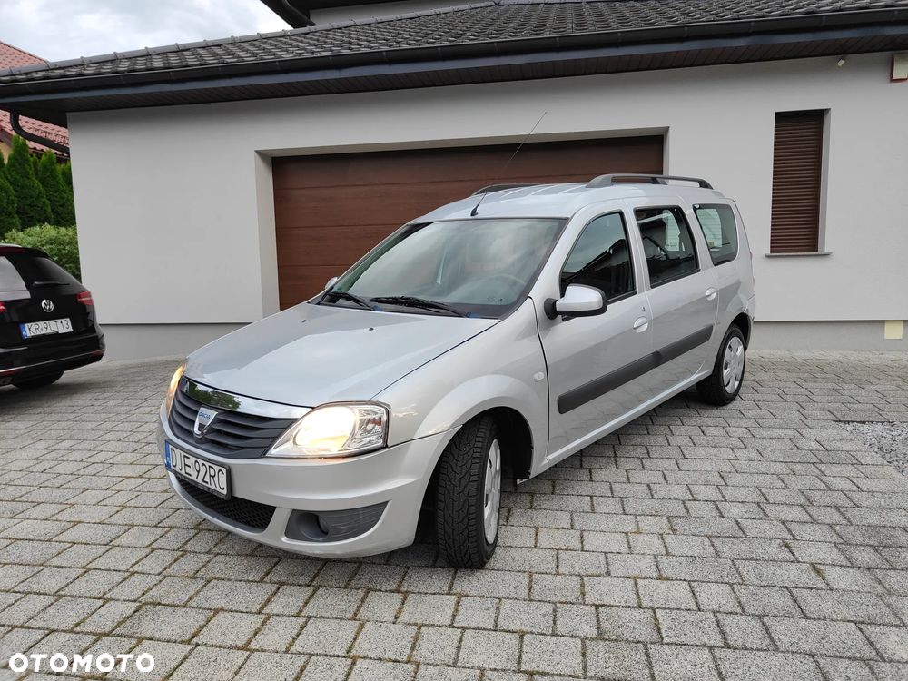 Dacia Logan 1.6 16V Laureate - 24