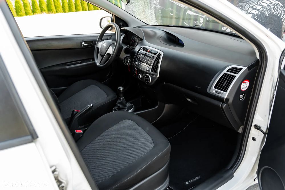 Hyundai i20 1.2 Trend - 22