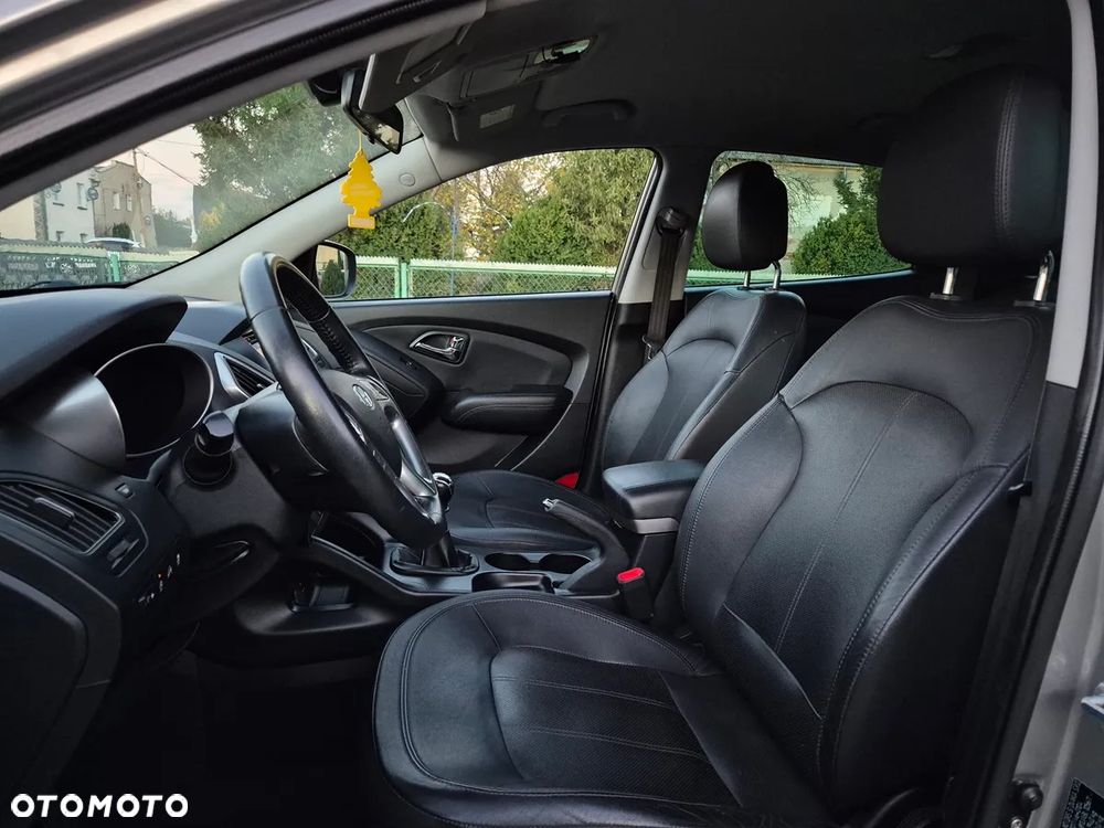 Hyundai ix35 1.7 CRDi 2WD blue Style - 16