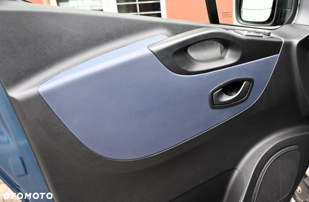 Opel Vivaro - 33