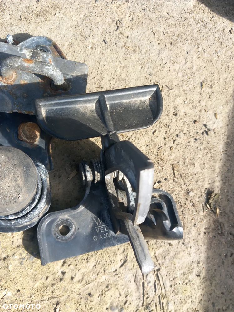 Wygłuszenie kratki maski W164 - 5