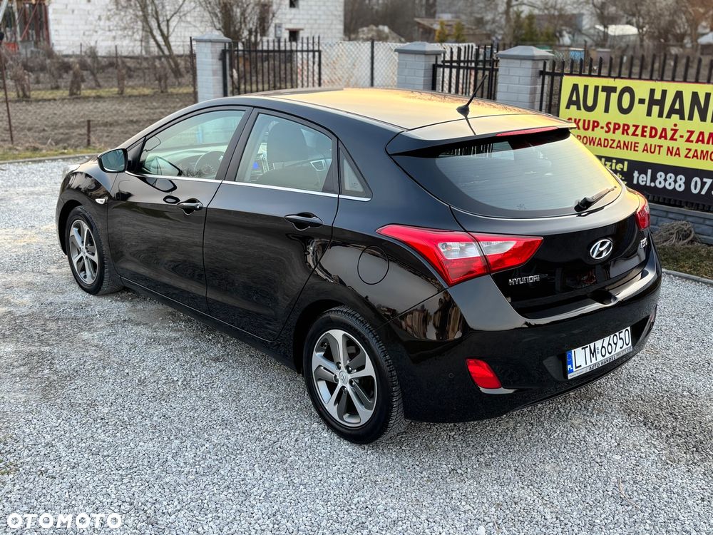 Hyundai i30 - 22