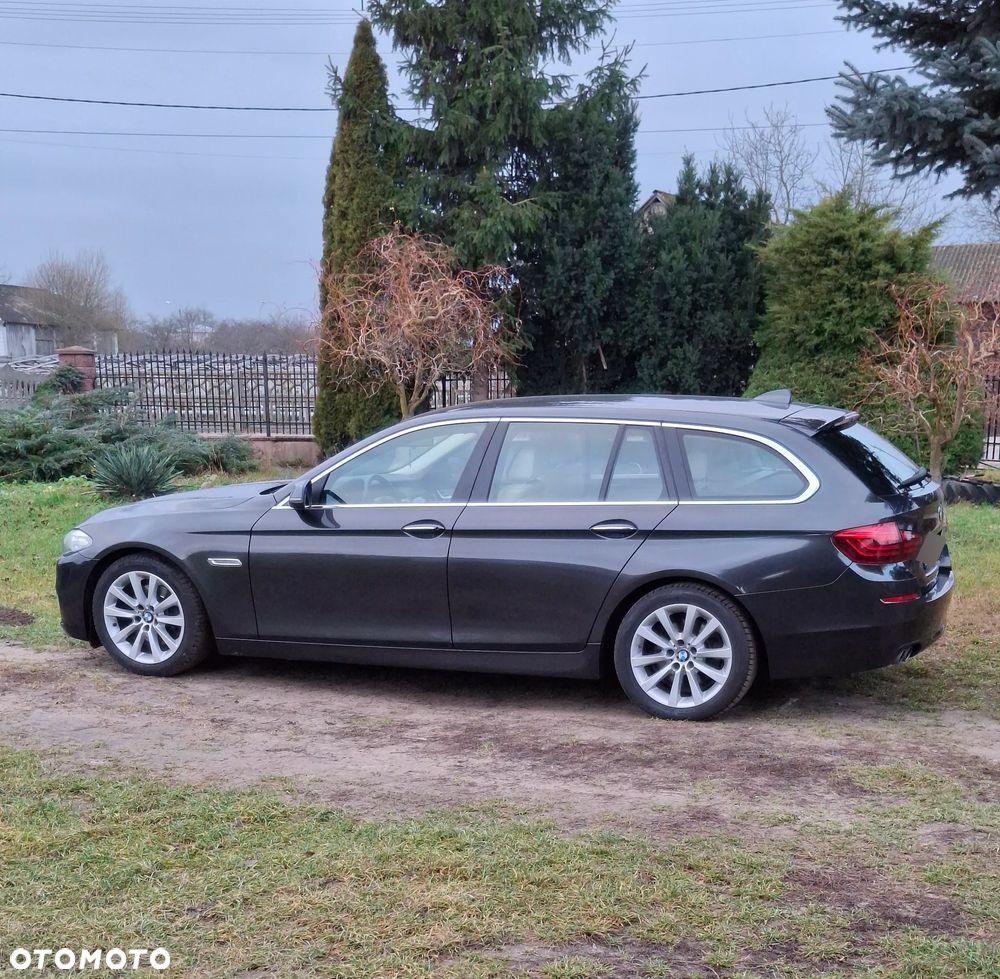 BMW Seria 5 520d xDrive Luxury Line - 4