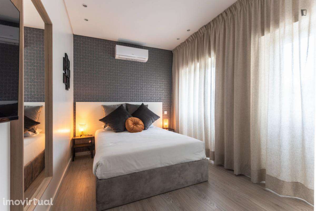 Estúdio - localizado em Montes Claros Coimbra - Grande imagem: 2/11