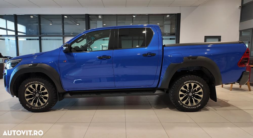 Toyota Hilux 2.8D 204CP 4x4 Double Cab AT GR Sport II - 8
