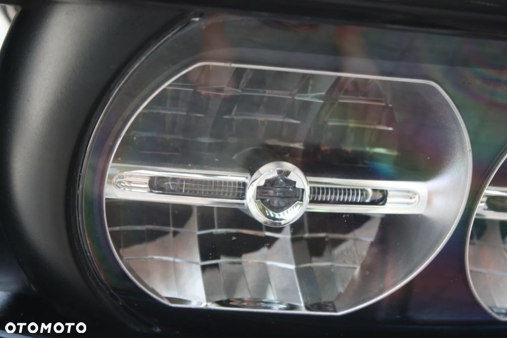 Harley-Davidson Touring Road Glide - 29