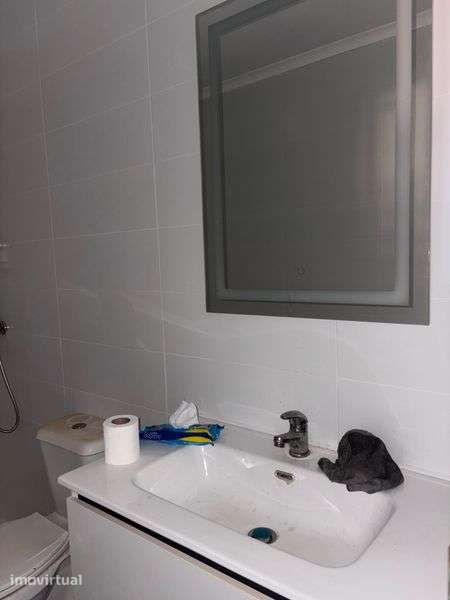 Casa para arrendar na Amadora - Grande imagem: 2/8
