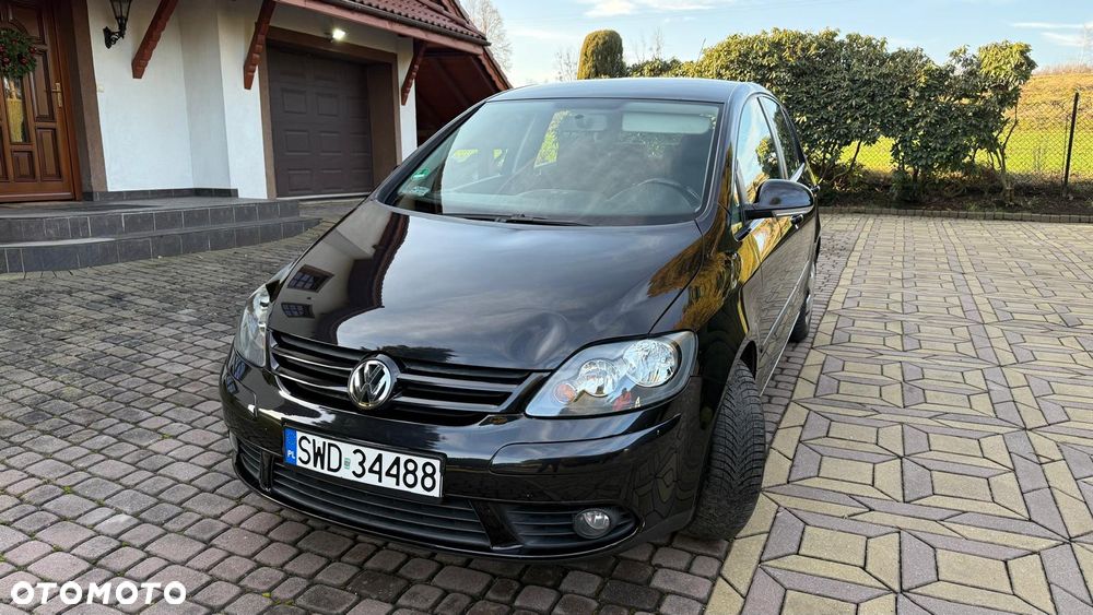 Volkswagen Golf Plus - 1