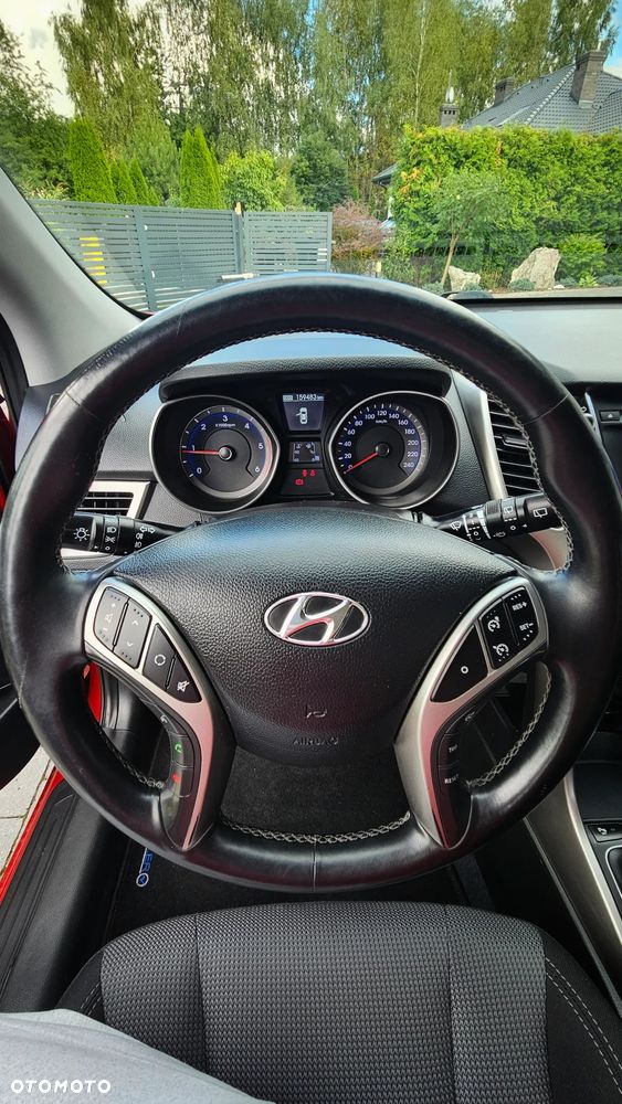 Hyundai i30 - 21