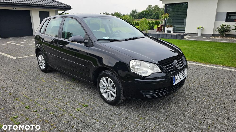 Volkswagen Polo 1.4 16V Trendline - 4