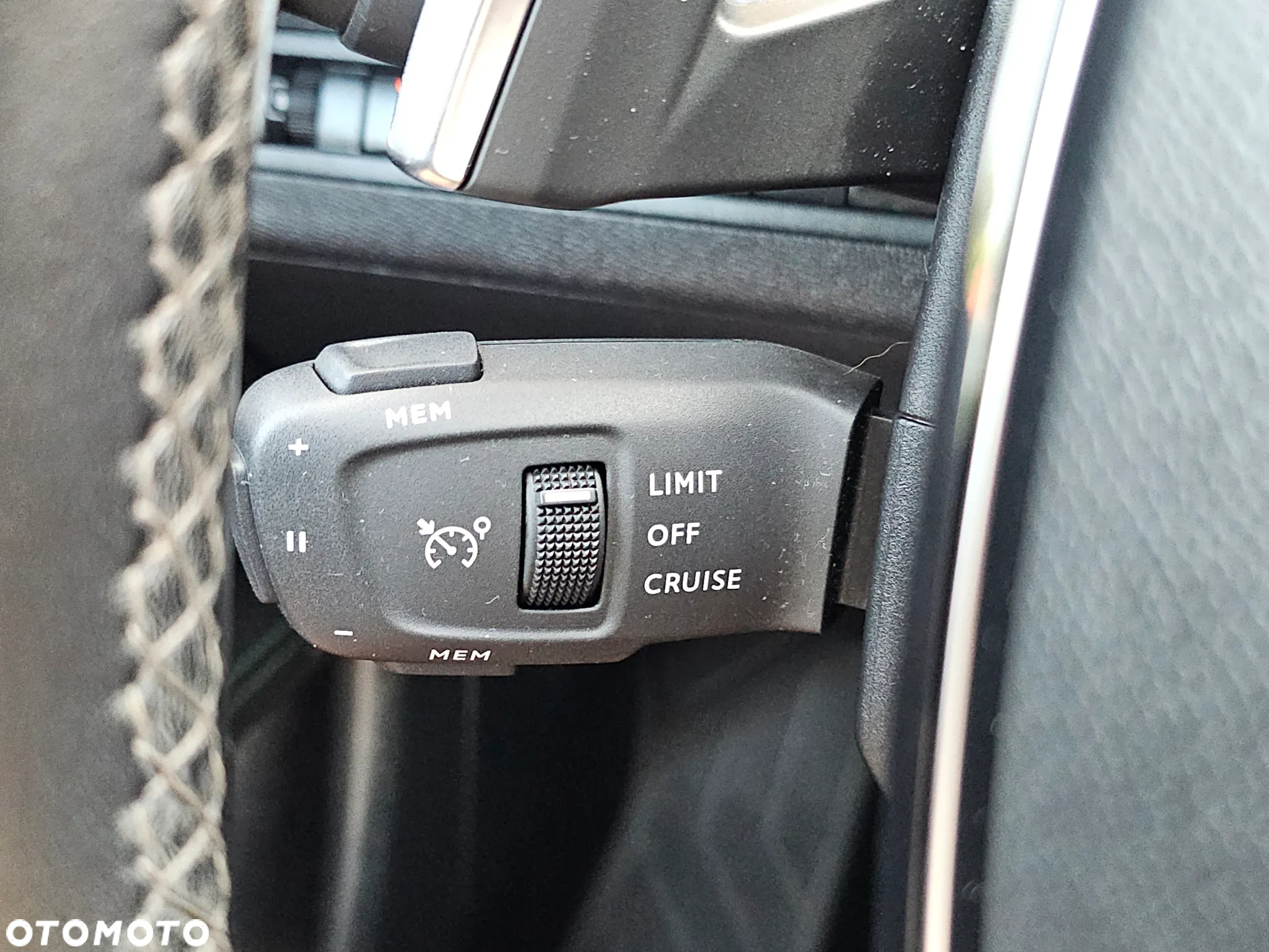 Peugeot 3008 Plug-In Hybrid 225 e-EAT8 Allure Pack - 20