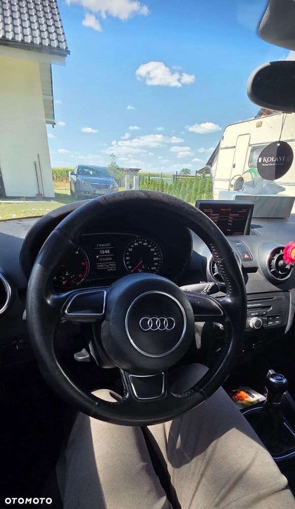 Audi A1 3-drzwiowe 1.6 TDI Ambition - 4