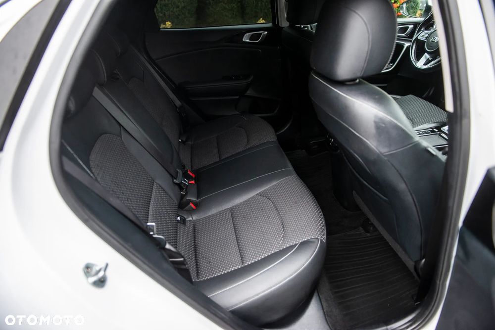 Kia XCeed 1.4 T-GDI OPF DCT7 JBL SOUND EDITION - 37