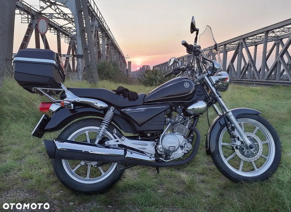 Yamaha YBR - 4