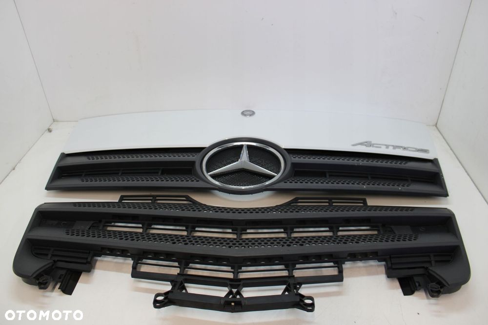 MERCEDES ACTROS MP4 17r ATRAPA GRIL MASKA PRZÓD KOMPLET - 2