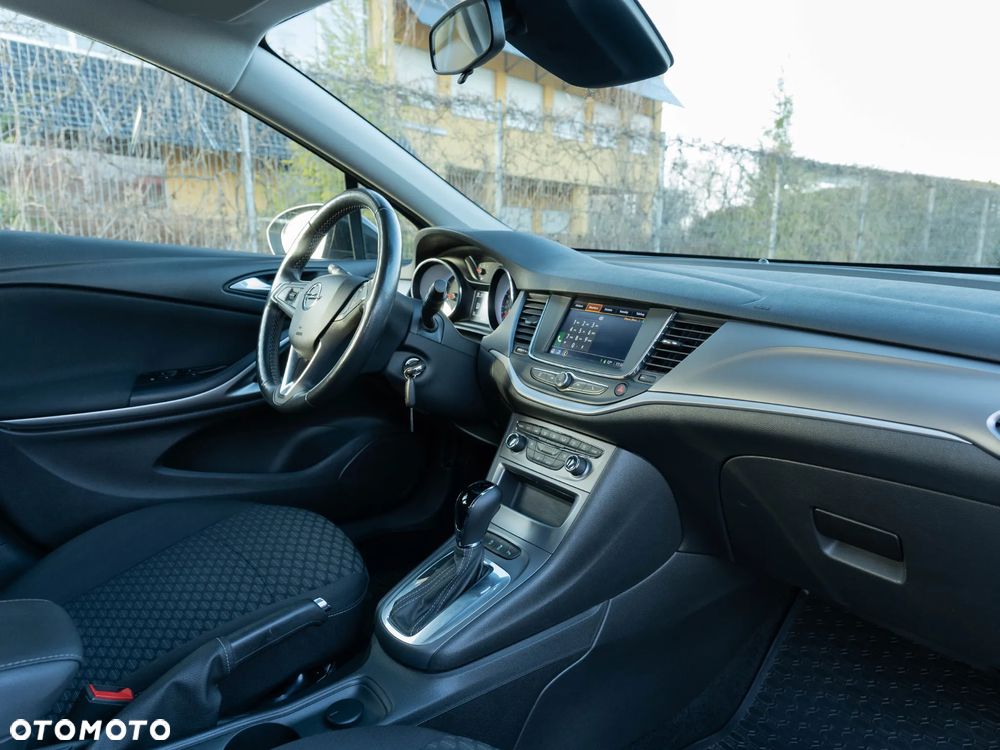 Opel Astra 1.4 T Edition S&S - 20