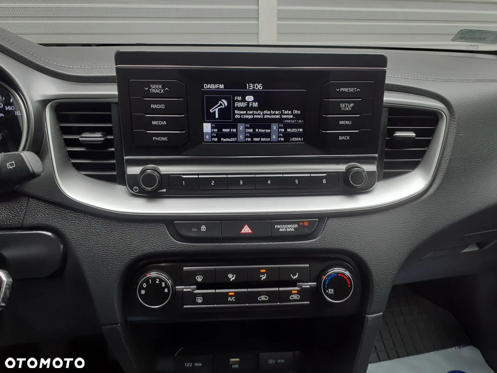 Kia Ceed - 14