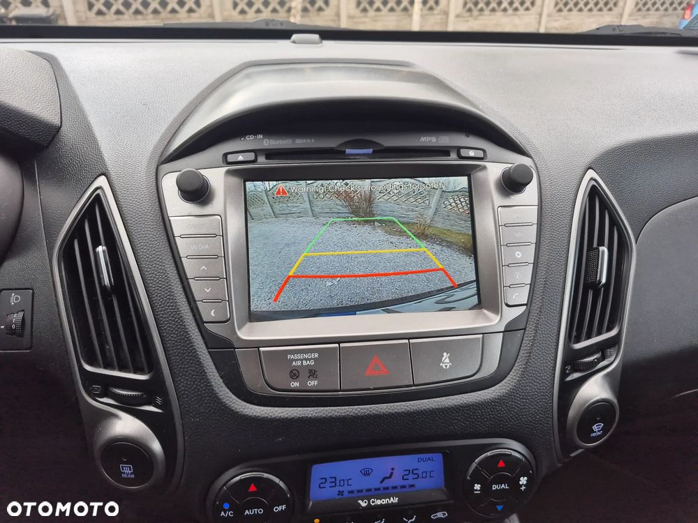 Hyundai ix35 blue 1.6 2WD Finale Gold - 17