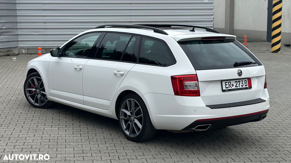 Skoda Octavia 2.0 TDI RS DSG - 3