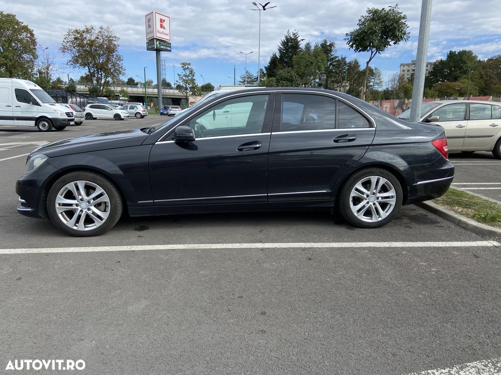 Mercedes-Benz C 200 T CDI DPF (BlueEFFICIENCY) 7G-TRONIC Avantgarde - 2