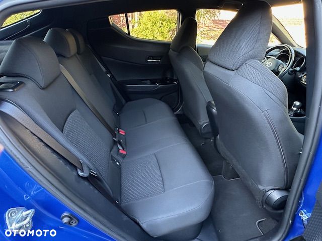 Toyota C-HR Lounge - 38