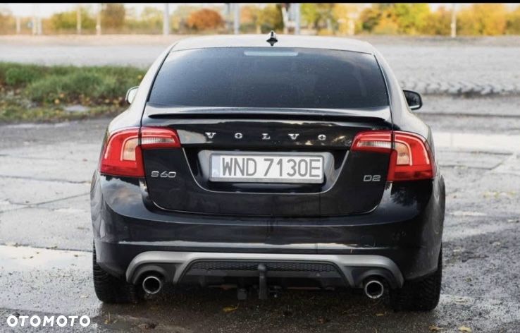Volvo S60 2015 photo 4