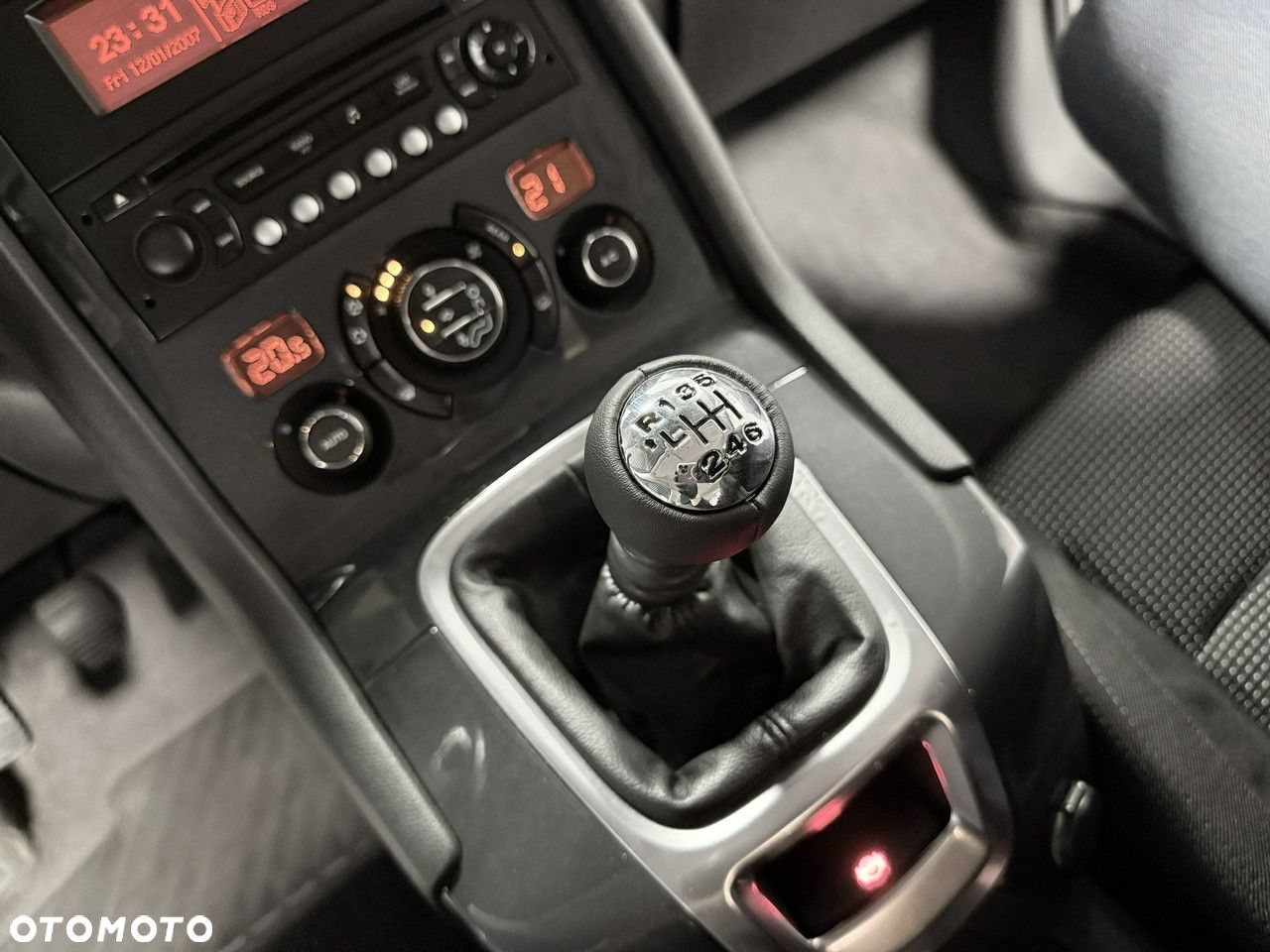 Peugeot 5008 2.0 HDi Premium - 24