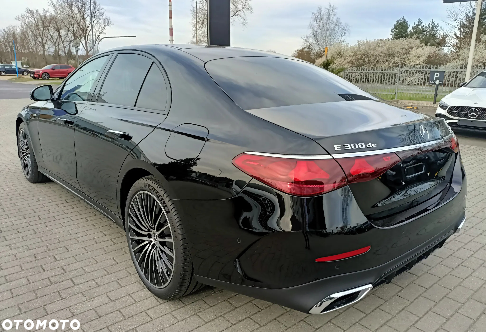 Mercedes-Benz Klasa E 300 de PHEV 4-Matic AMG 9G-Tronic - 5