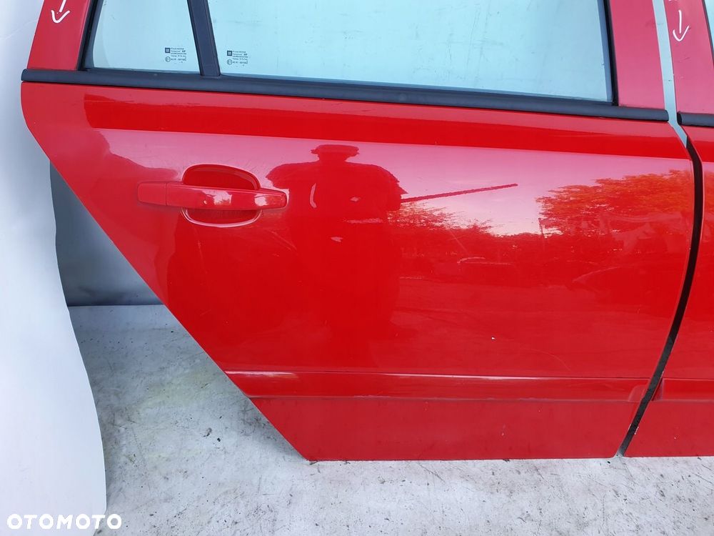 drzwi prawe Opel Astra H z547 - 11