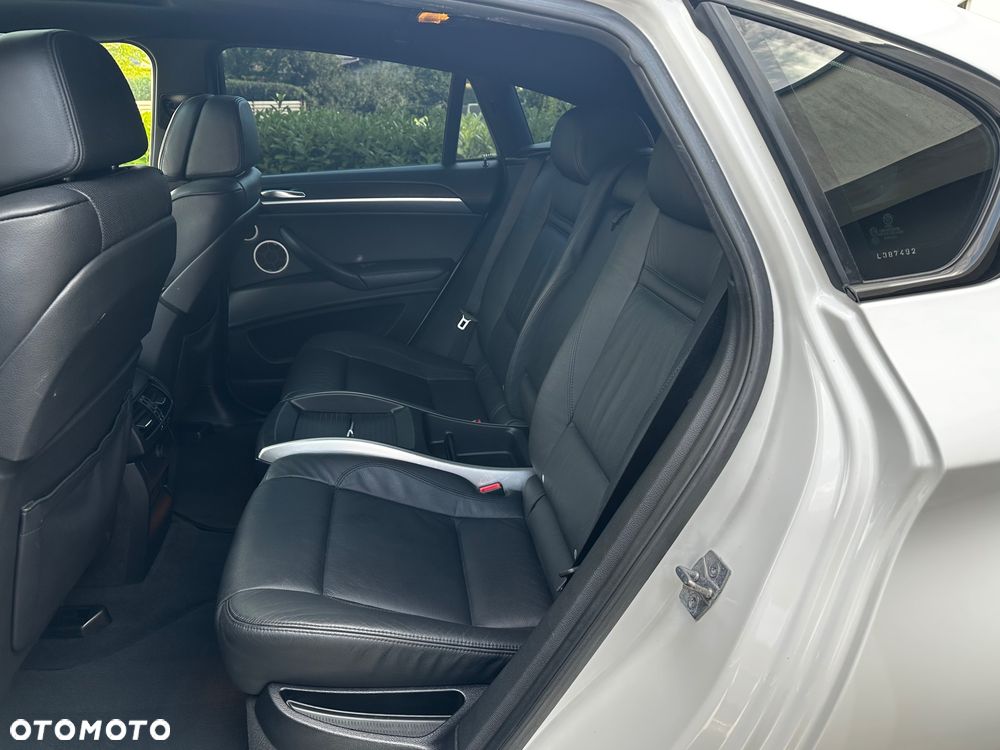 BMW X6 - 22