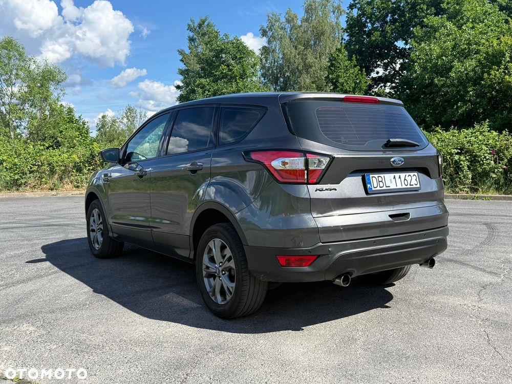 Ford Kuga 1.5 TDCi 2x4 Cool & Connect - 6