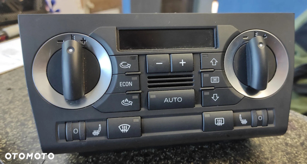 PANEL NAWIEWU KLIMATYZACJI AUDI A3 8P 8P0820043AD