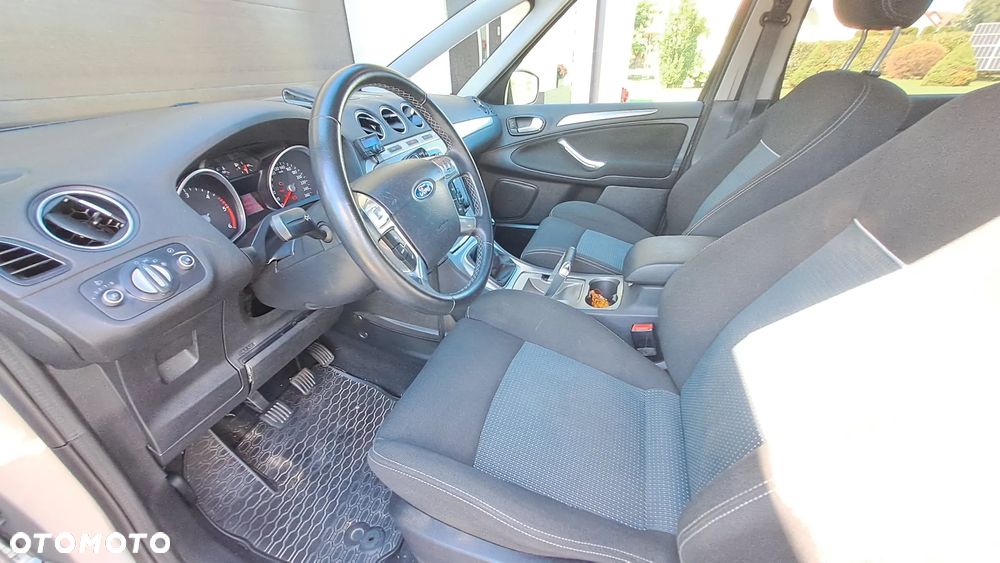 Ford S-Max 2.0 TDCi Trend - 12