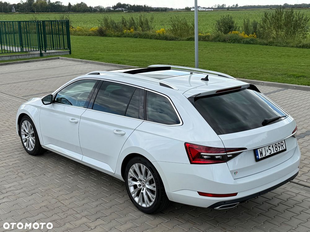 Skoda Superb 2.0 TDI Style DSG - 10