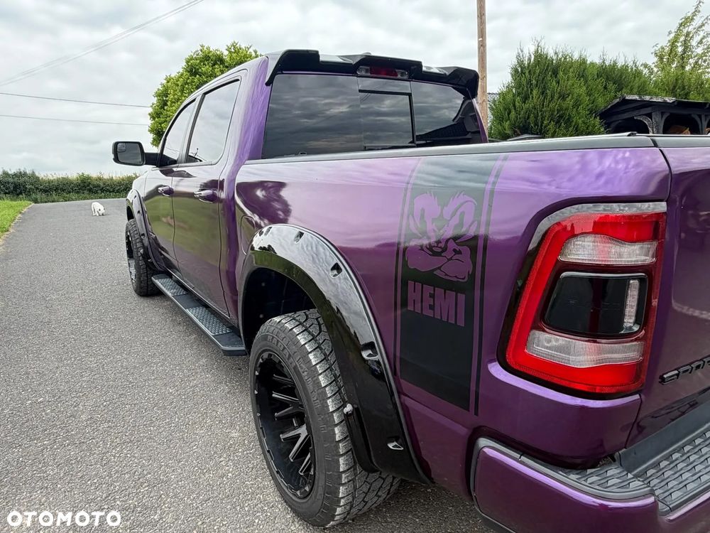 Dodge RAM 5.7 4x4 - 10
