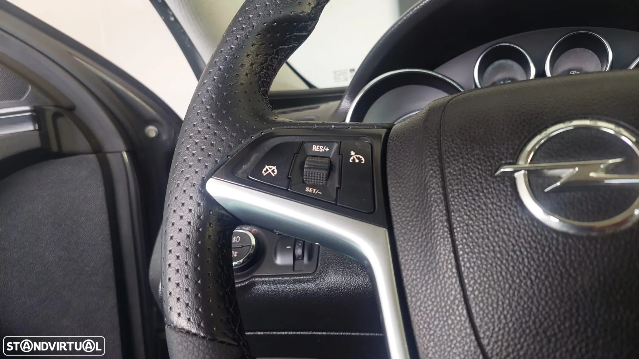 Opel Insignia 2.0 CDTi Cosmo S/S - 8