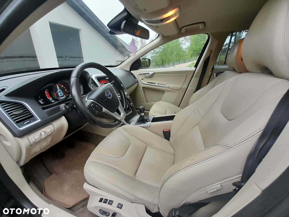Volvo XC 60 - 2