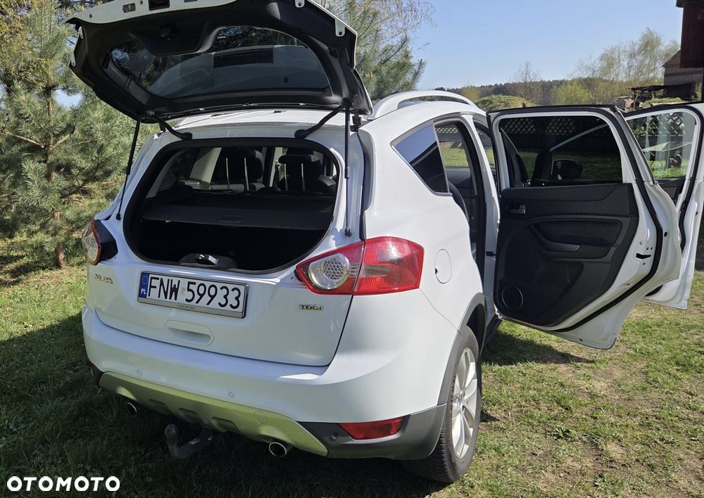 Ford Kuga 2.0 TDCi 4x4 Titanium - 4