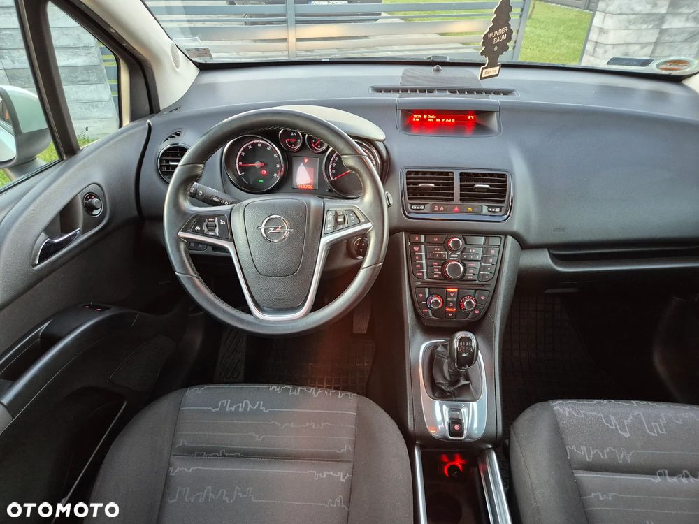 Opel Meriva - 9