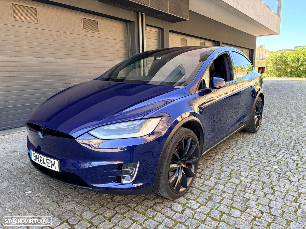 Tesla Model X P100D - 11
